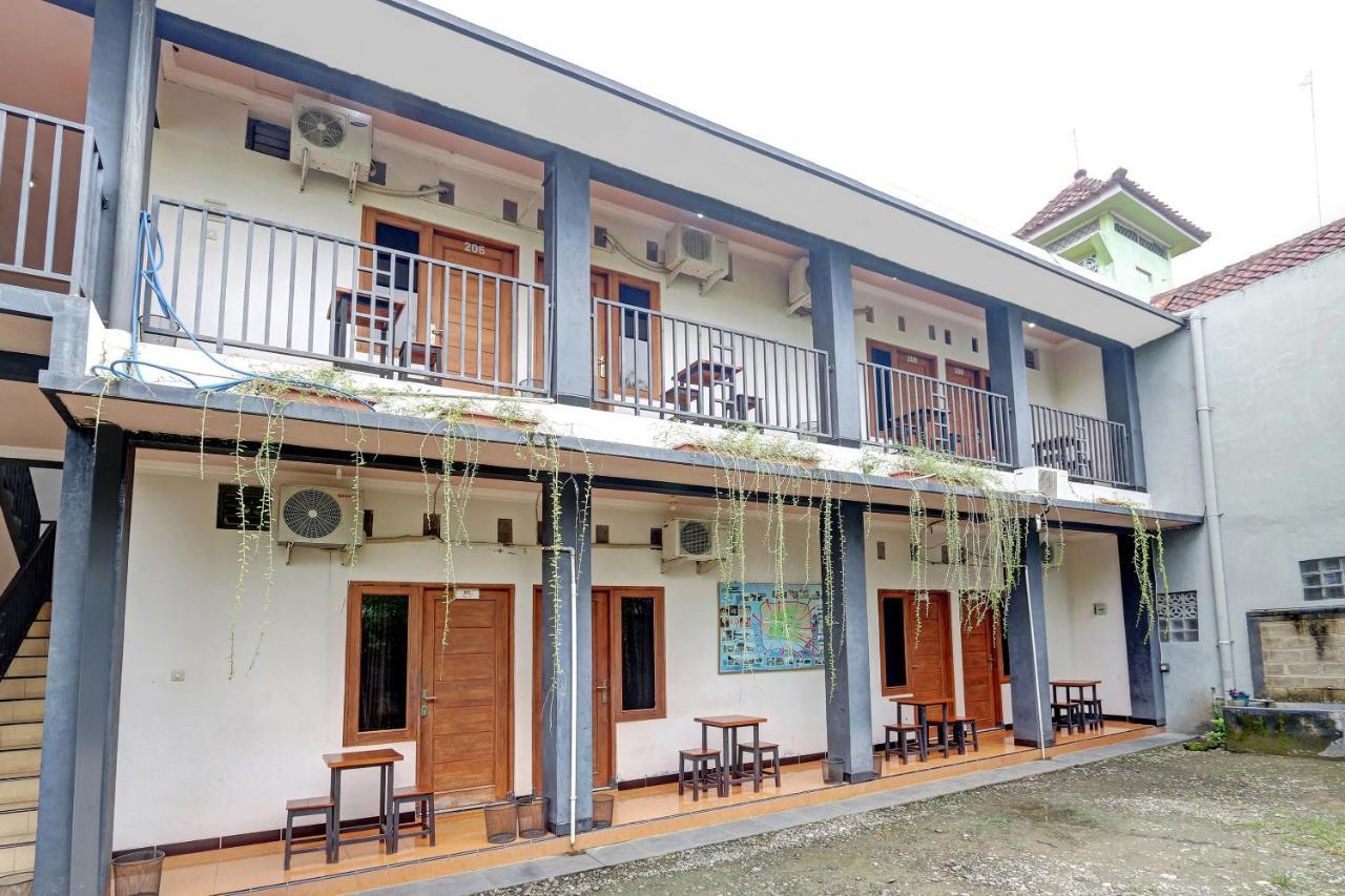 Hotel Wisma Ck Kebumen Luaran gambar