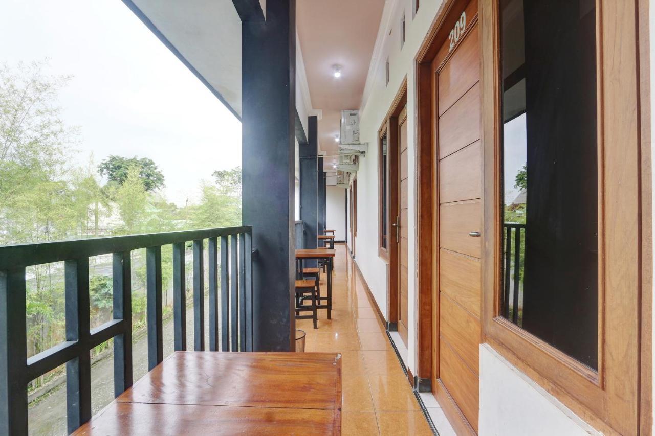 Hotel Wisma Ck Kebumen Luaran gambar