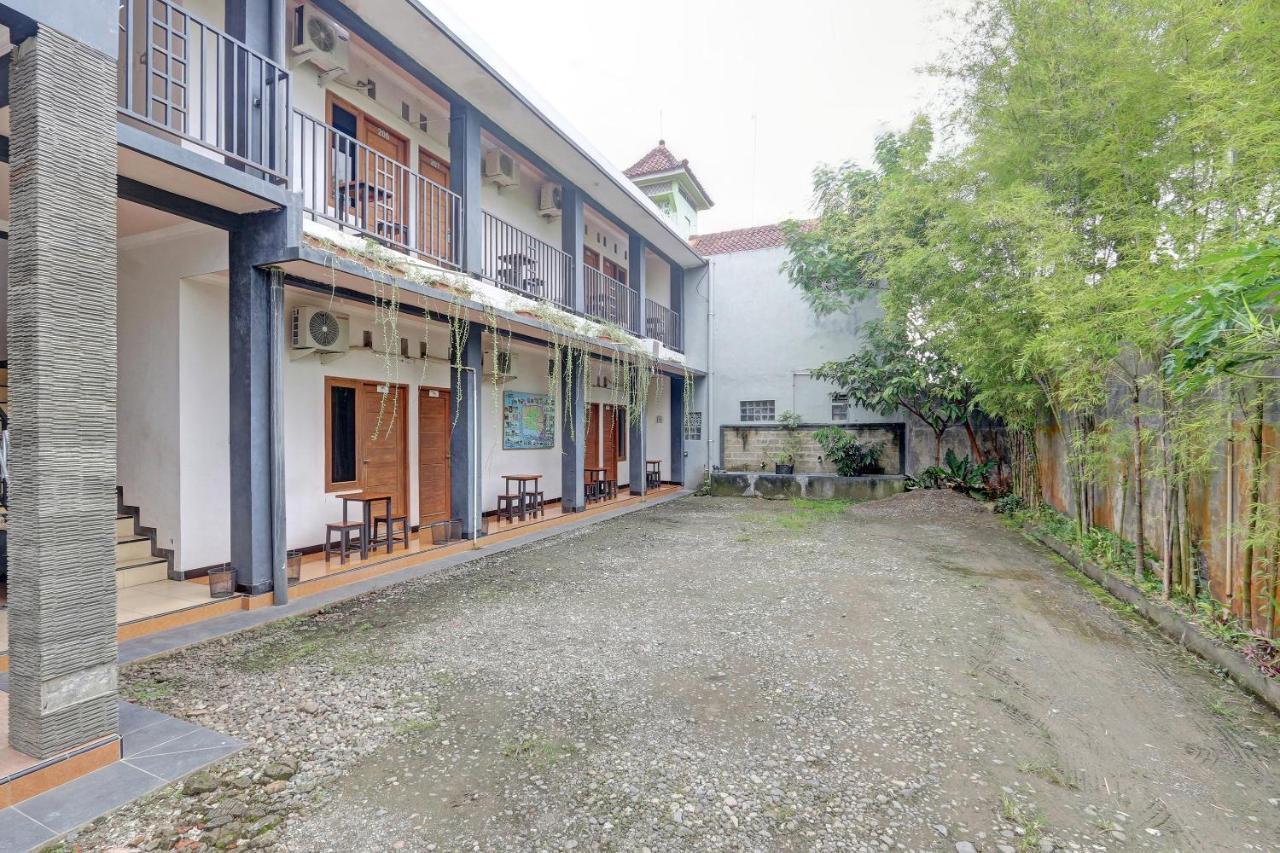 Hotel Wisma Ck Kebumen Luaran gambar
